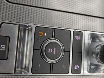 LAND ROVER RANGE ROVER SPORT 3.0 SD V6 HSE Dynamic SUV 5dr Diesel Auto 4WD Euro 6 (s/s) (306 