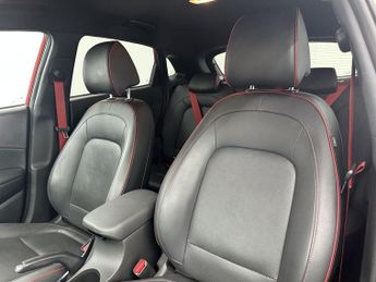 HYUNDAI KONA 1.6 T-GDi Premium GT SUV 5dr Petrol DCT 4WD Euro 6 (s/s) (177 ps