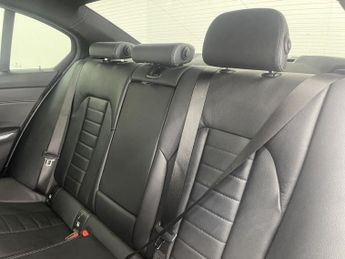 BMW 3 SERIES 2.0 320i M Sport Saloon 4dr Petrol Auto Euro 6 (s/s) (184 ps)