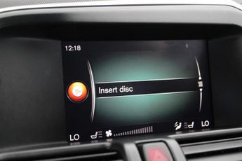 VOLVO XC60 2.4 D5 R-Design Lux Nav SUV 5dr Diesel Auto AWD Euro 6 (s/s) (22