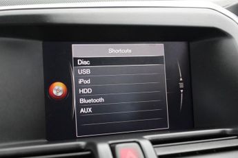 VOLVO XC60 2.4 D5 R-Design Lux Nav SUV 5dr Diesel Auto AWD Euro 6 (s/s) (22