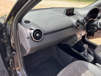 AUDI A1 1.6 TDI Black Edition Sportback 5dr Diesel S Tronic Euro 6 (s/s)