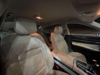 BMW 7 SERIES 3.0 730d SE Luxury Edition Saloon 4dr Diesel Auto Euro 5 (245 ps