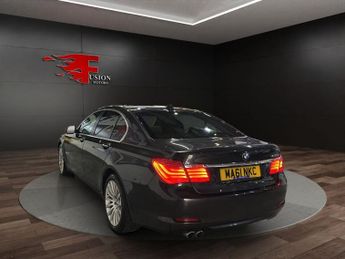 BMW 7 SERIES 3.0 730d SE Luxury Edition Saloon 4dr Diesel Auto Euro 5 (245 ps