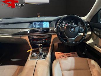 BMW 7 SERIES 3.0 730d SE Luxury Edition Saloon 4dr Diesel Auto Euro 5 (245 ps