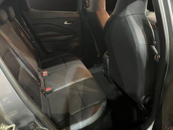 NISSAN JUKE 1.6 N-Connecta SUV 5dr Petrol Hybrid Auto Euro 6 (143 ps)