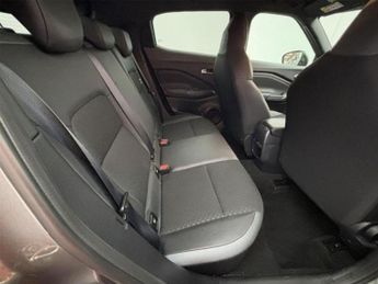 NISSAN JUKE 1.6 N-Connecta SUV 5dr Petrol Hybrid Auto Euro 6 (143 ps)