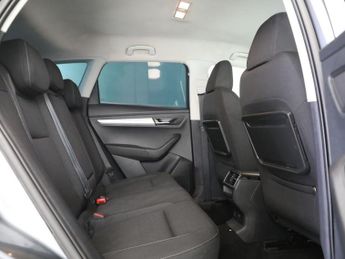 SKODA KAROQ 1.5 TSI ACT SE Drive SUV 5dr Petrol DSG Euro 6 (s/s) (150 ps)