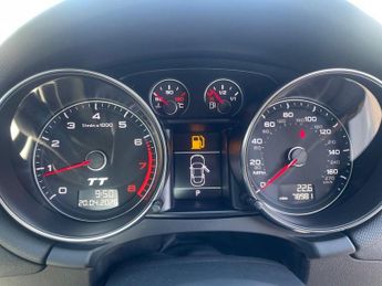 AUDI TT 2.0 TFSI S line Coupe 3dr Petrol S Tronic Euro 5 (s/s) (211 ps)