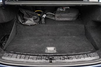 BMW 3 SERIES 2.0 330e 12kWh SE Pro Saloon 4dr Petrol Plug-in Hybrid Auto Euro