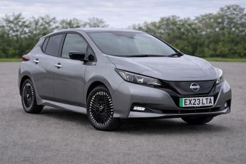 Nissan Leaf 39kWh Tekna Hatchback 5dr Electric Auto (150 ps)