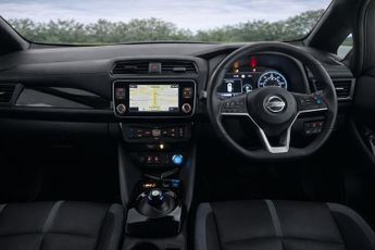 NISSAN LEAF 39kWh Tekna Hatchback 5dr Electric Auto (150 ps)