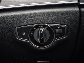 MERCEDES-BENZ E CLASS 2.0 E220d AMG Line Coupe 2dr Diesel G-Tronic+ Euro 6 (s/s) (194 