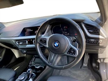 BMW 1 SERIES 2.0 118d M Sport Hatchback 5dr Diesel Auto Euro 6 (s/s) (150 ps)