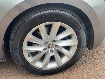 SKODA SUPERB 1.5 TSI ACT SE Technology Hatchback 5dr Petrol DSG Euro 6 (s/s) 