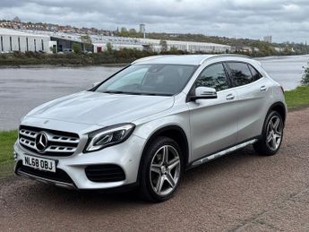 MERCEDES-BENZ GLA DIESEL HATCHBACK 2.1 GLA220d AMG Line (Premium) SUV 5dr Diesel 7G-DCT 4MATIC Euro