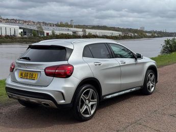 MERCEDES-BENZ GLA DIESEL HATCHBACK 2.1 GLA220d AMG Line (Premium) SUV 5dr Diesel 7G-DCT 4MATIC Euro