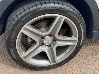 MERCEDES-BENZ GLA DIESEL HATCHBACK 2.1 GLA220d AMG Line (Premium) SUV 5dr Diesel 7G-DCT 4MATIC Euro