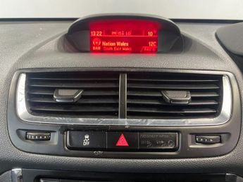 VAUXHALL MOKKA 1.4T SE SUV 5dr Petrol Auto 2WD Euro 5 (140 ps)