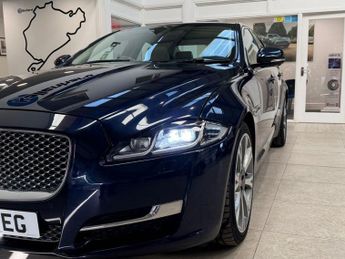 JAGUAR XJ 3.0d V6 Portfolio Saloon 4dr Diesel Auto Euro 6 (s/s) (300 ps)