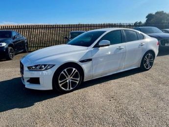 Jaguar XE 2.0d R-Sport Saloon 4dr Diesel Auto Euro 6 (s/s) (180 ps)