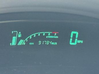 TOYOTA YARIS 1.3 VVT-i Blue Hatchback 5dr Petrol Manual (133 g/km, 85 bhp)