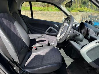 SMART FORTWO 0.8 CDI Pulse Coupe 2dr Diesel SoftTouch Euro 5 (54 bhp)