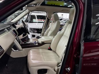 LAND ROVER RANGE ROVER 3.0 TD V6 Vogue SUV 5dr Diesel Auto 4WD Euro 6 (s/s) (258 ps)