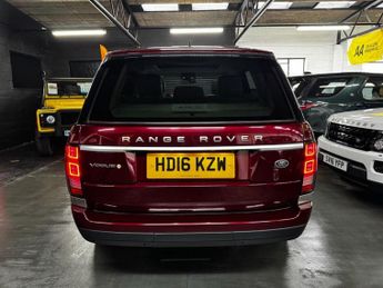 LAND ROVER RANGE ROVER 3.0 TD V6 Vogue SUV 5dr Diesel Auto 4WD Euro 6 (s/s) (258 ps)