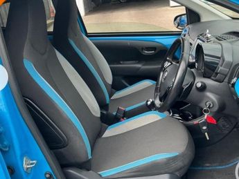 TOYOTA AYGO 1.0 VVT-i x-cite Hatchback 5dr Petrol x-shift Euro 6 (68 ps)