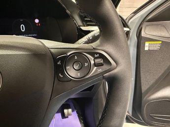 VAUXHALL Corsa Electric 50kWh GS Hatchback 5dr Electric Auto (136 ps)