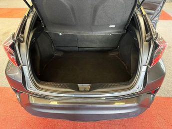 TOYOTA C-HR 1.8 VVT-h Excel SUV 5dr Petrol Hybrid CVT Euro 6 (s/s) (122 ps)