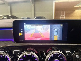 MERCEDES-BENZ A-CLASS 2.0 A35 AMG (Premium Plus) Hatchback 5dr Petrol SpdS DCT 4MATIC 