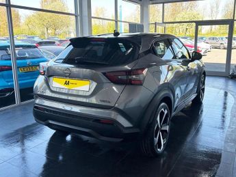 NISSAN JUKE 1.6 Tekna SUV 5dr Petrol Hybrid Auto Euro 6 (143 ps) F/S/H! 1 OW