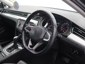 VOLKSWAGEN PASSAT 1.5 TSI EVO SEL Saloon 4dr Petrol DSG Euro 6 (s/s) (150 ps)