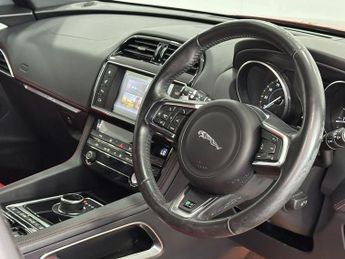 JAGUAR F-PACE 2.0 D240 R-Sport SUV 5dr Diesel Auto AWD Euro 6 (s/s) (240 ps)