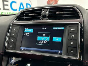 JAGUAR F-PACE 2.0 D240 R-Sport SUV 5dr Diesel Auto AWD Euro 6 (s/s) (240 ps)