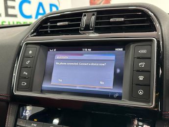 JAGUAR F-PACE 2.0 D240 R-Sport SUV 5dr Diesel Auto AWD Euro 6 (s/s) (240 ps)