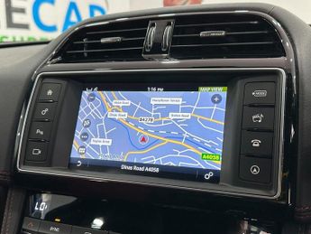 JAGUAR F-PACE 2.0 D240 R-Sport SUV 5dr Diesel Auto AWD Euro 6 (s/s) (240 ps)