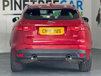 JAGUAR F-PACE 2.0 D240 R-Sport SUV 5dr Diesel Auto AWD Euro 6 (s/s) (240 ps)