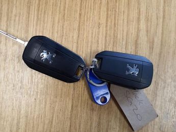 PEUGEOT 3008 1.2 PURETECH S/S ALLURE 5d 129 BHP