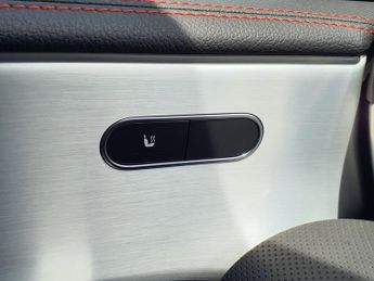 MERCEDES-BENZ CLA 1.3 CLA 250 E AMG LINE PREMIUM 5d 259 BHP