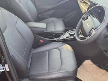 KIA NIRO 4 5d 202 BHP