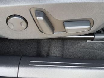 KIA NIRO 4 5d 202 BHP