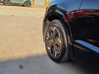 KIA NIRO 4 5d 202 BHP