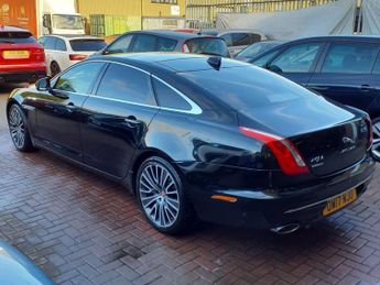 JAGUAR XJ 3.0 D V6 AUTOBIOGRAPHY L 4d 302 BHP