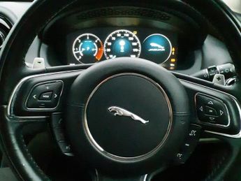 JAGUAR XJ 3.0d V6 XJ50 Saloon 4dr Diesel Auto Euro 6 (s/s) (300 ps)
