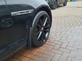 JAGUAR XJ 3.0d V6 XJ50 Saloon 4dr Diesel Auto Euro 6 (s/s) (300 ps)