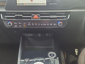KIA NIRO 64.8kWh 4 SUV 5dr Electric Auto (201 bhp)