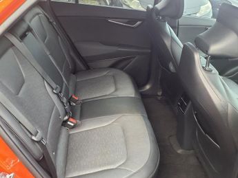 KIA NIRO 64.8kWh 4 SUV 5dr Electric Auto (201 bhp)
